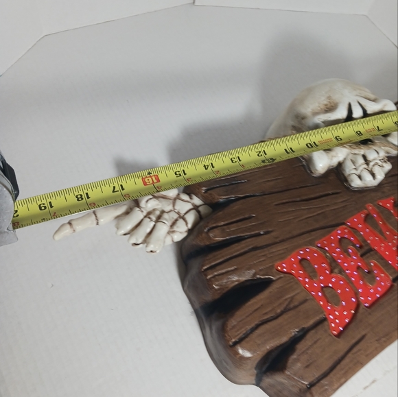 Gemmy Halloween Fiber Optic BEWARE Sign Lights & Sounds Skull Working 2004 - Picture 10 of 10